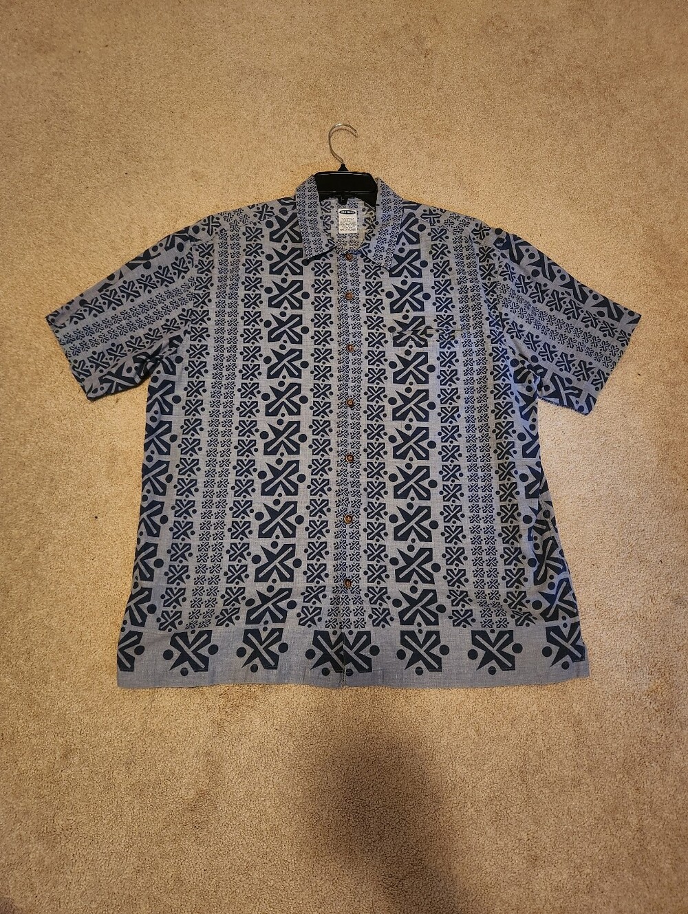 Old Navy Men's Short-Sleeve Button-Down Shirt - Gray with Navy Pattern